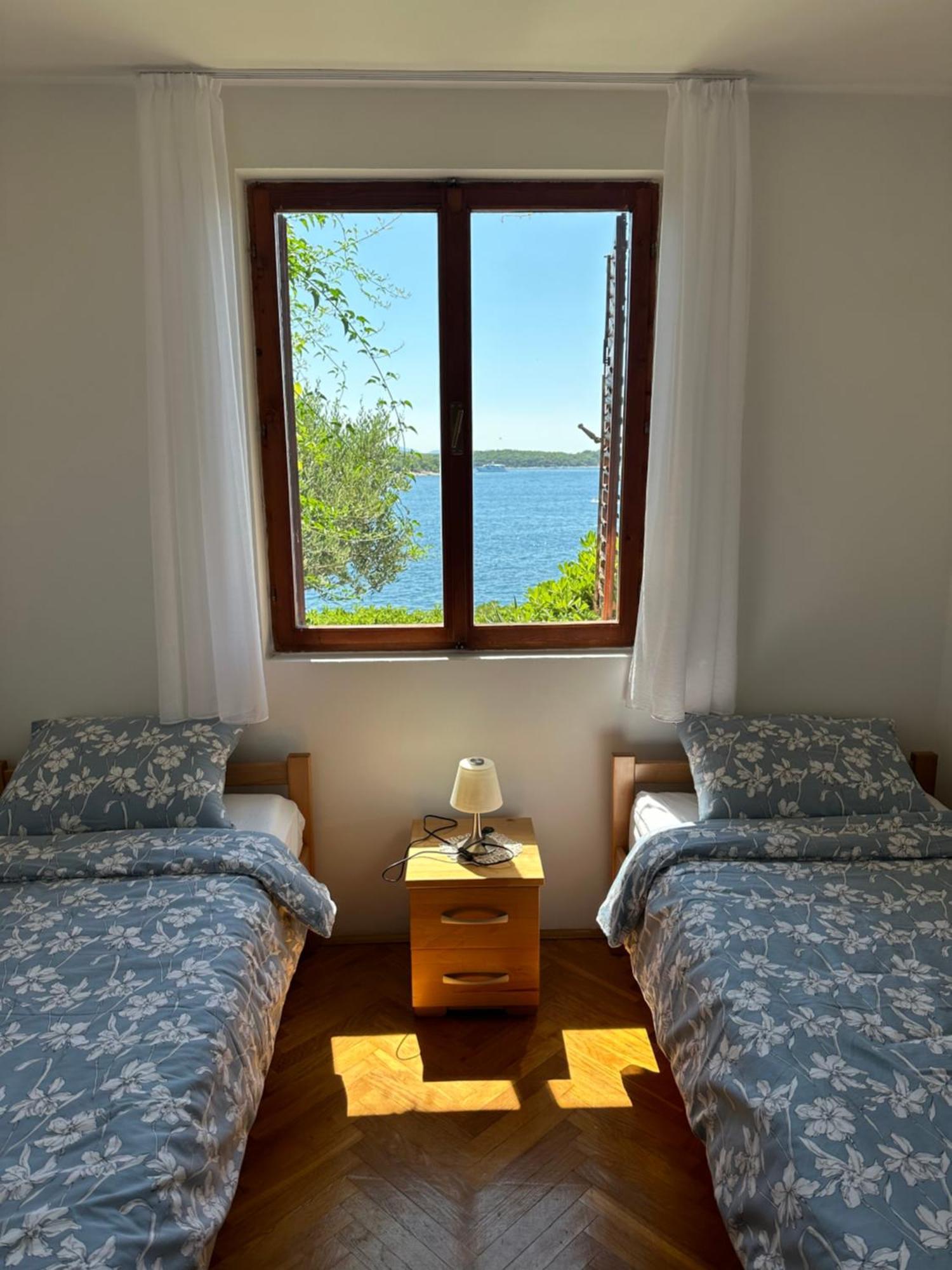 Porthos Apartament
