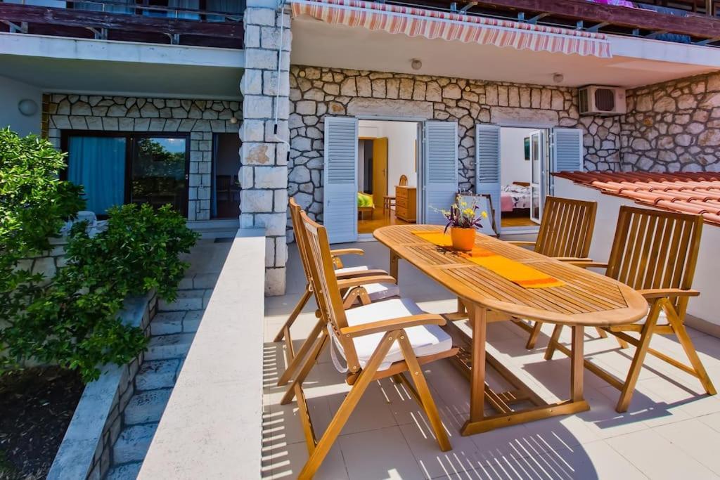 Apartament Porthos *