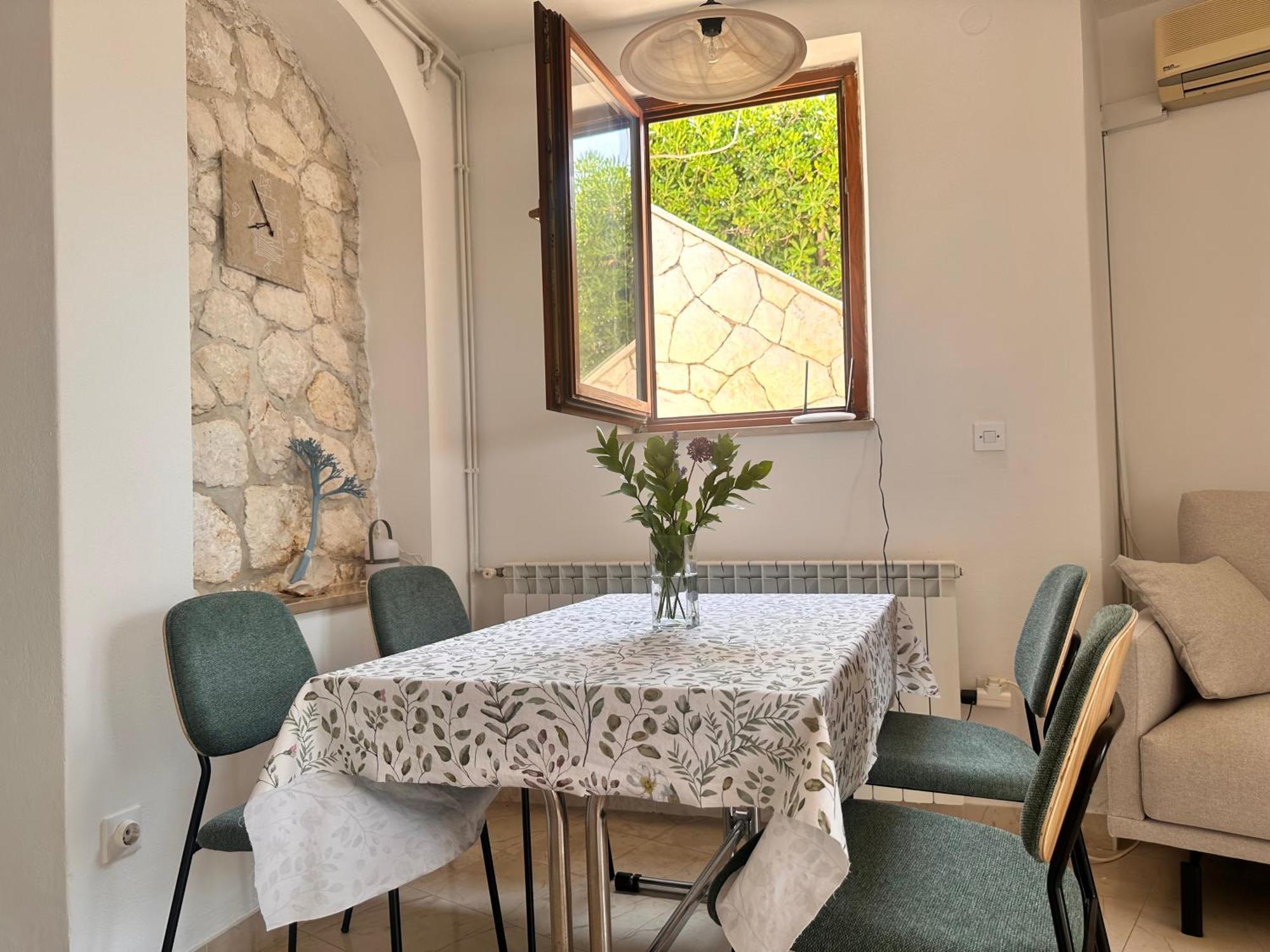 Apartament Porthos